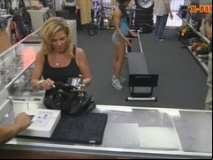 Gym trainer selling her stuff and fucked at the pawnshop
